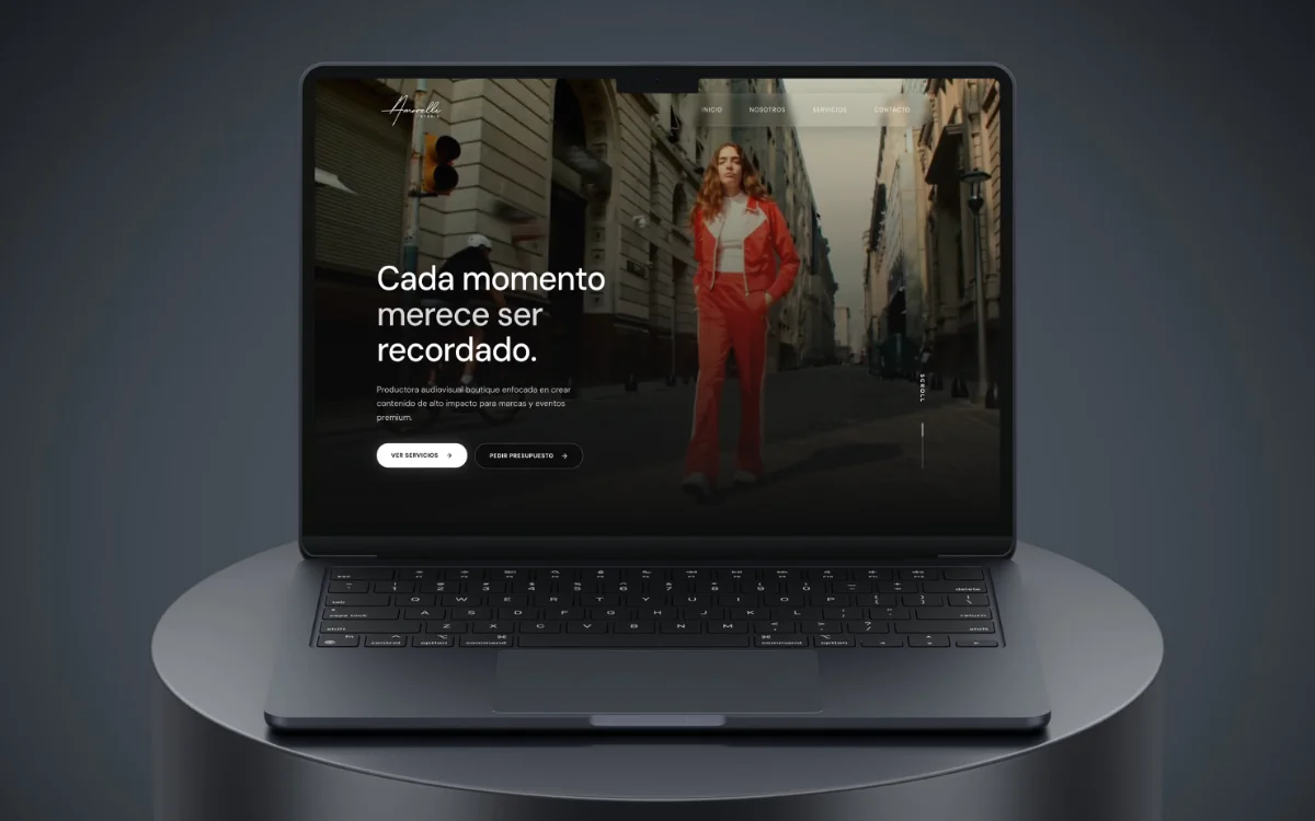Mockup del portfolio audiovisual de Amorelli Studio